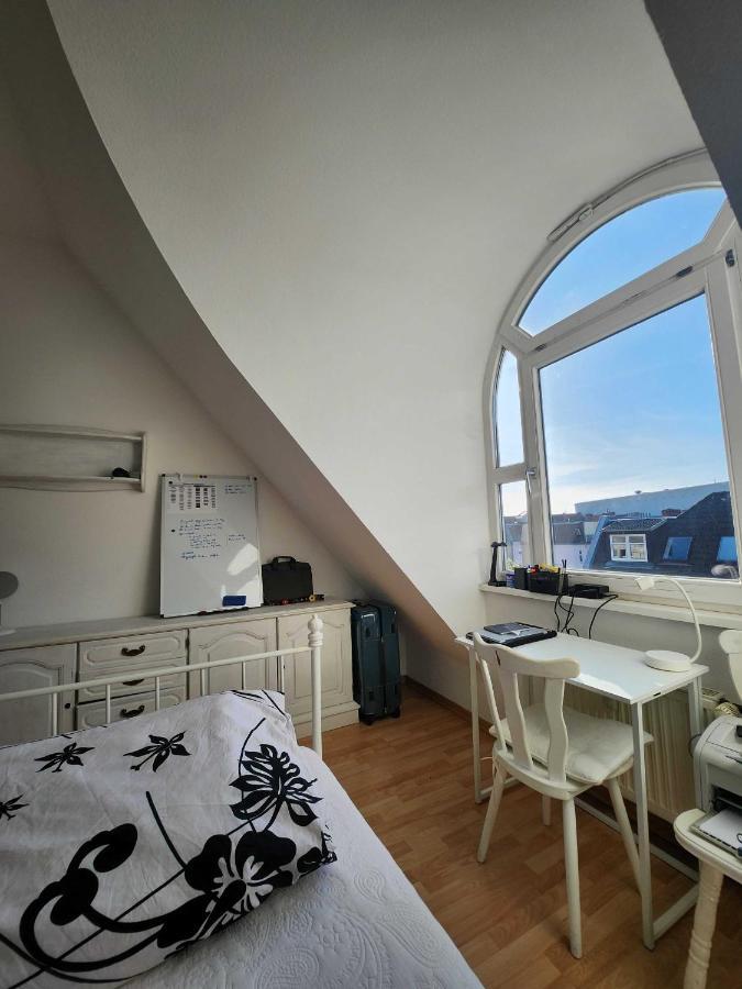 One Private Room Available In A Two Room Apartment In Tegel, Berlin Exterior photo